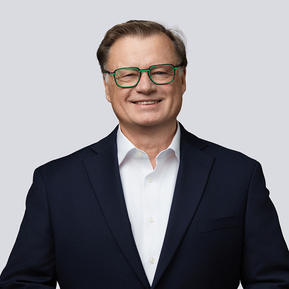 headshot of Wayne Haubner