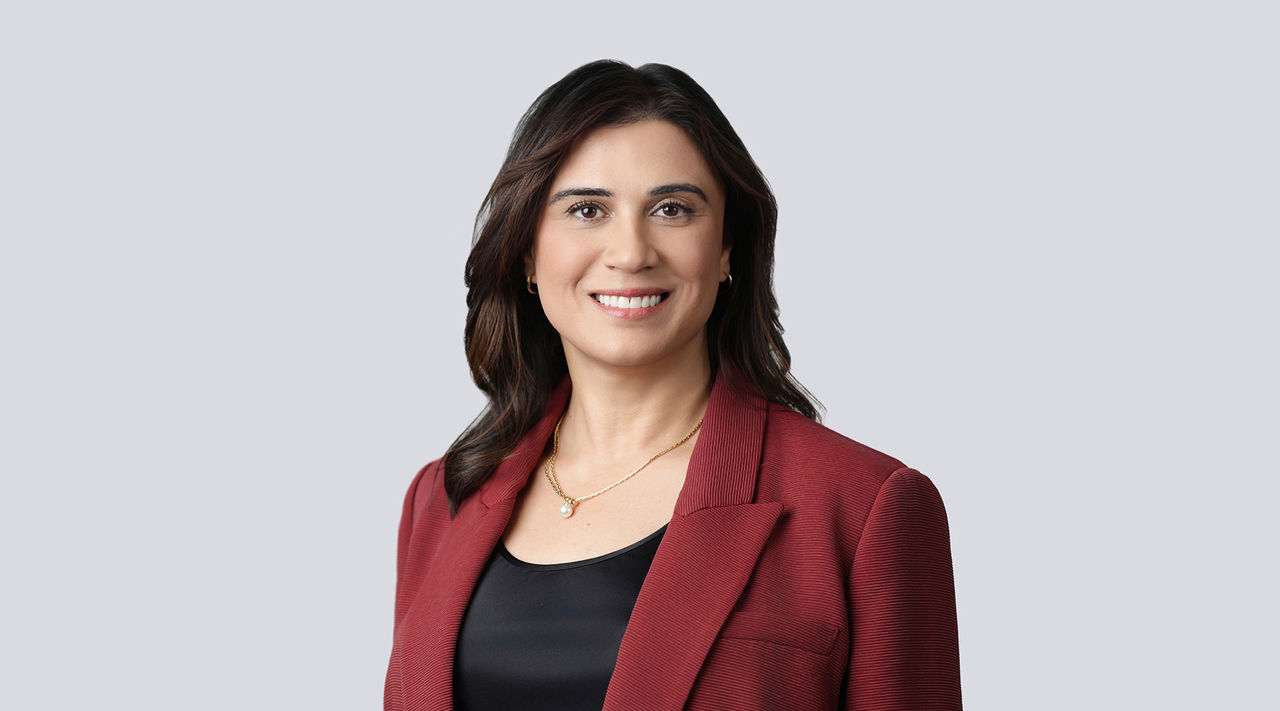 Photograph of Shruti Miyashiro smiling